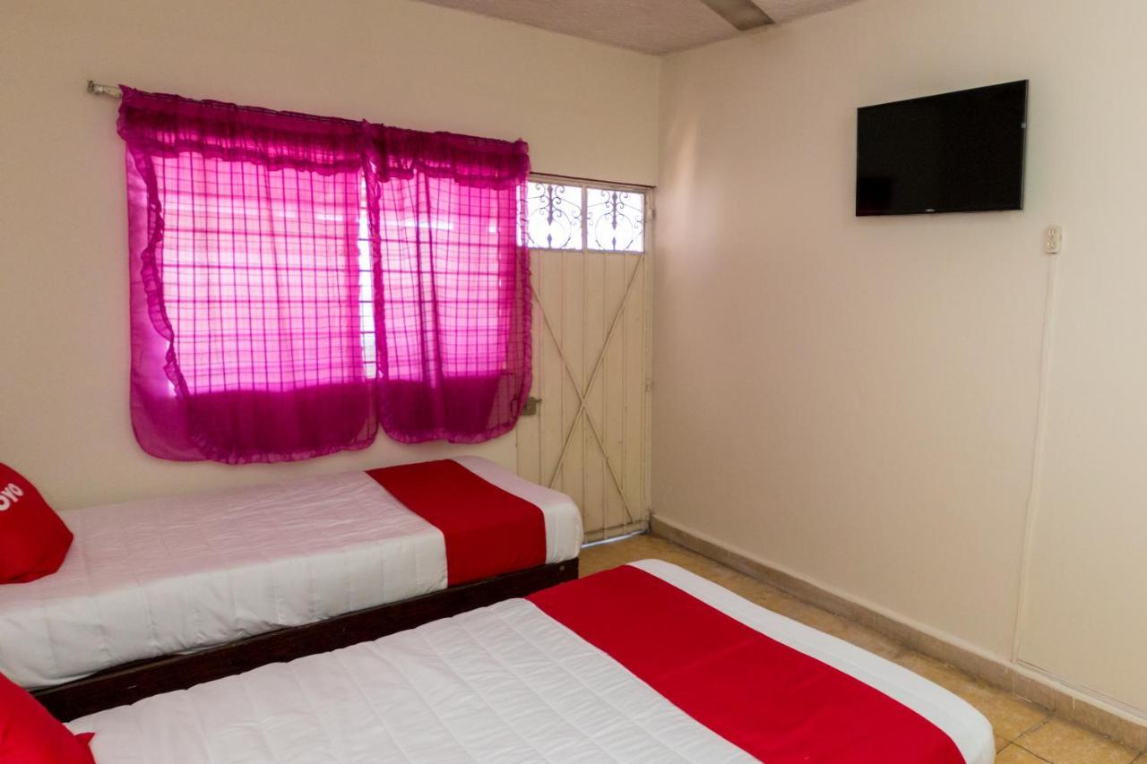 Oyo Hotel Rubi 锡瓦塔塔内霍 外观 照片