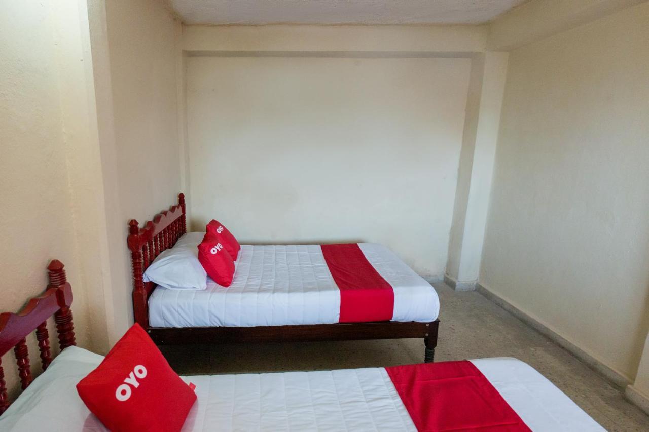 Oyo Hotel Rubi 锡瓦塔塔内霍 外观 照片